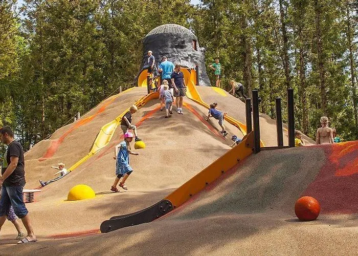 Knuthenborg Safaripark Holiday park *