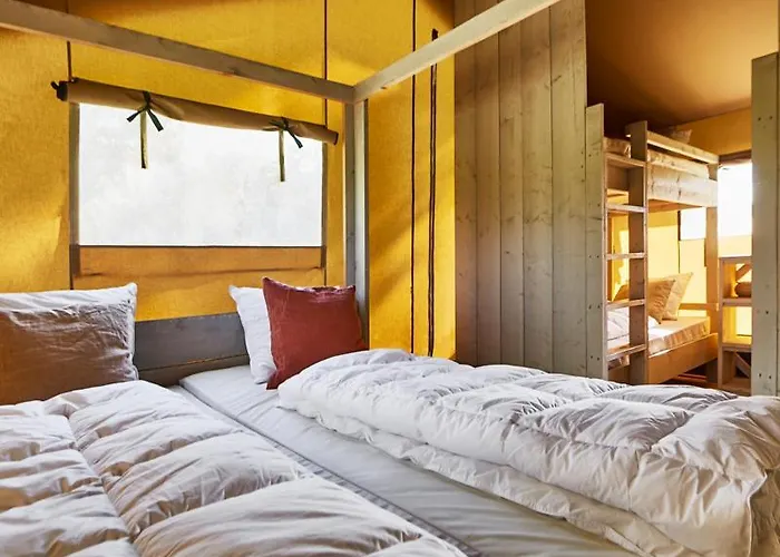 Knuthenborg Safaripark Holiday park *