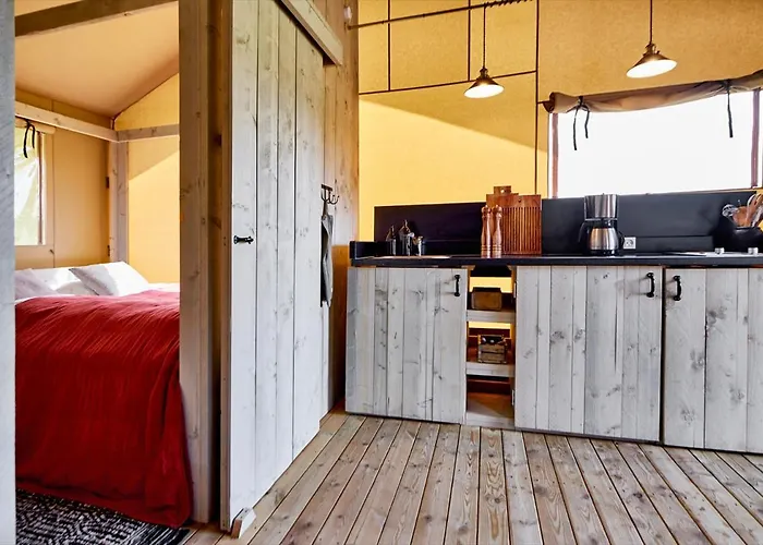 Knuthenborg Safaripark